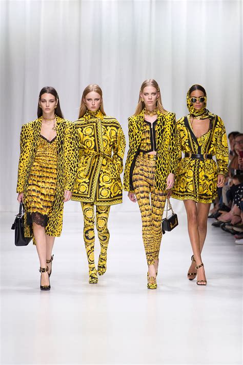 versace collection 2018|versace runway models.